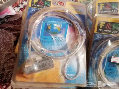 840 قطعة أغراض كمبيوتر مشكلة للبيع 13