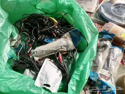 840 قطعة أغراض كمبيوتر مشكلة للبيع 21