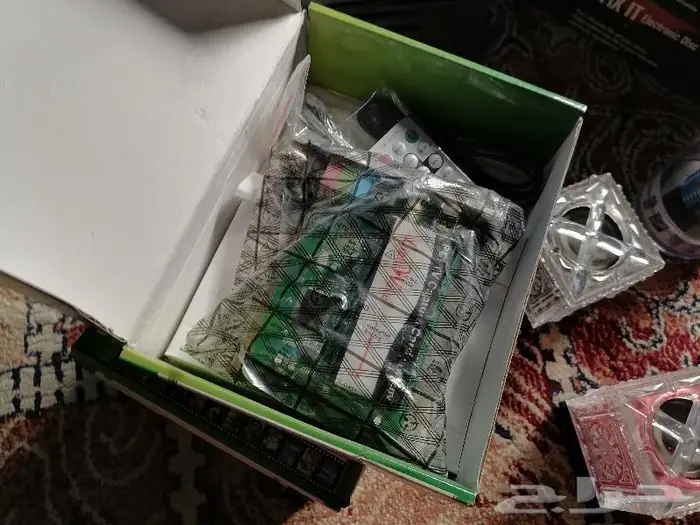 840 قطعة أغراض كمبيوتر مشكلة للبيع 10