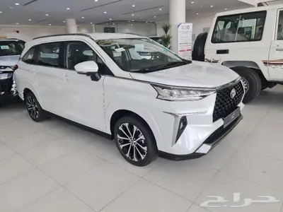 تويوتا فيلوز GLX موديل 2024 1