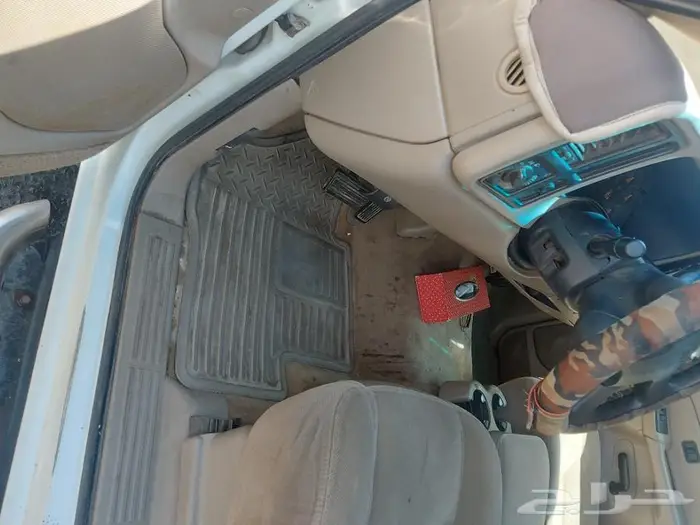 خميس مشيط سياره جمس بيك اب ابيض مديل 2004 بنزين اتماتيك بد 12