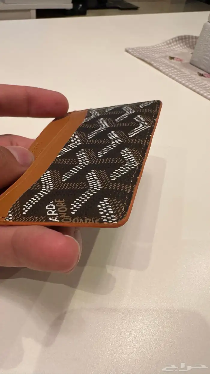 محافظة GOYARD كوبي 7