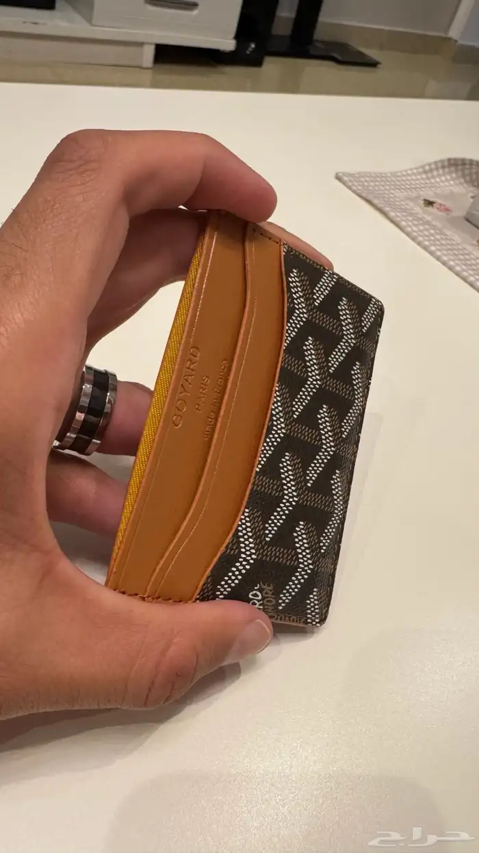 محافظة GOYARD كوبي 4