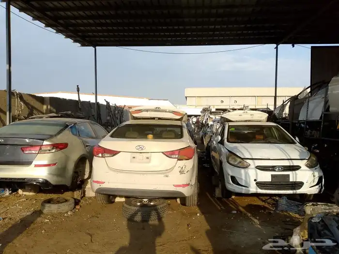 قطع غيار السيارات بجميع انواع الموديلات وتصليح جميع انواع ا 3