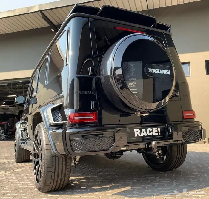 جناح كاربون جي كلاس BRABUS برابوس غطاء سبير 35