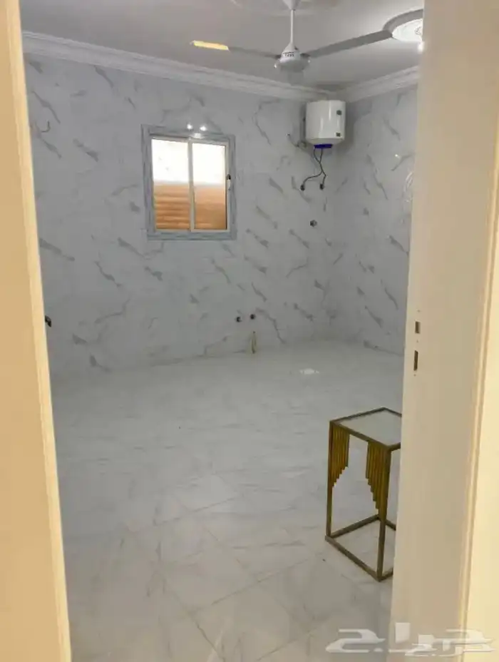 يوجد لدي استراحات و شقق الايجار 13