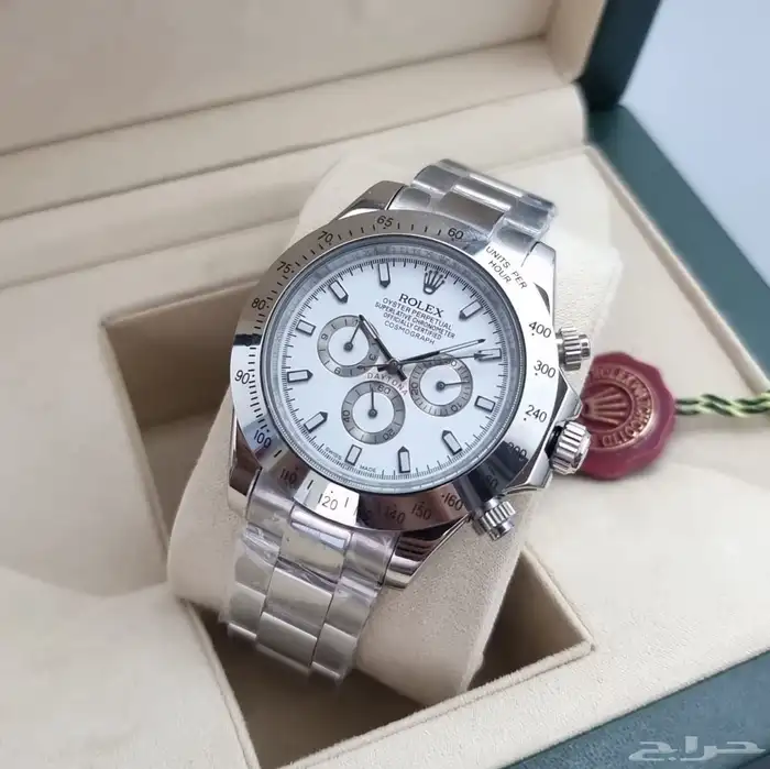 ساعات ماركات رجالي ونسائي متنوعه اشكال جديده واقلام الحقو 39