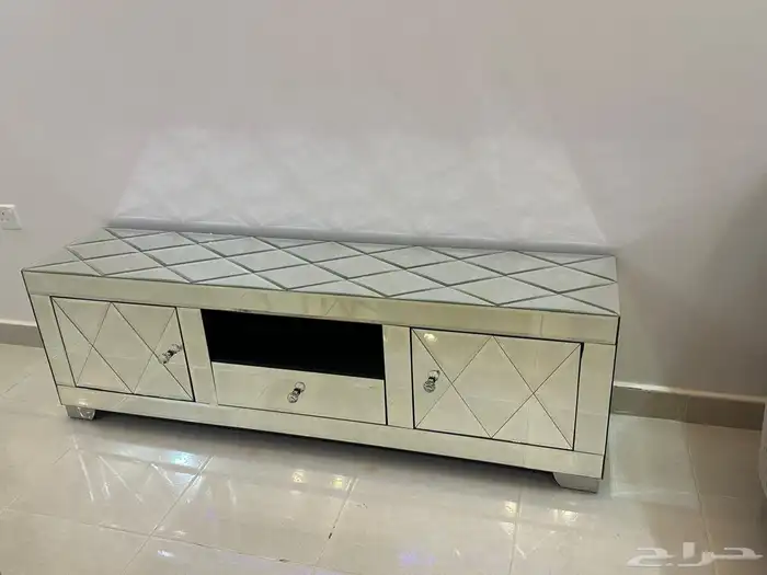 طاول تلفزيون 1