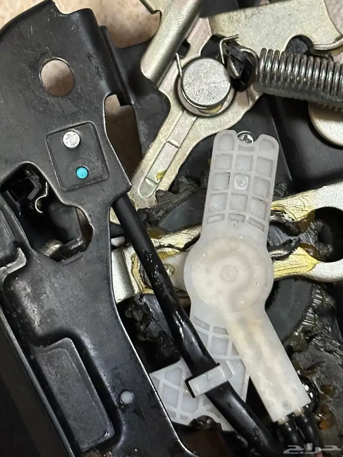 قفل شنطة لكزس 460 وارد اليابان 4