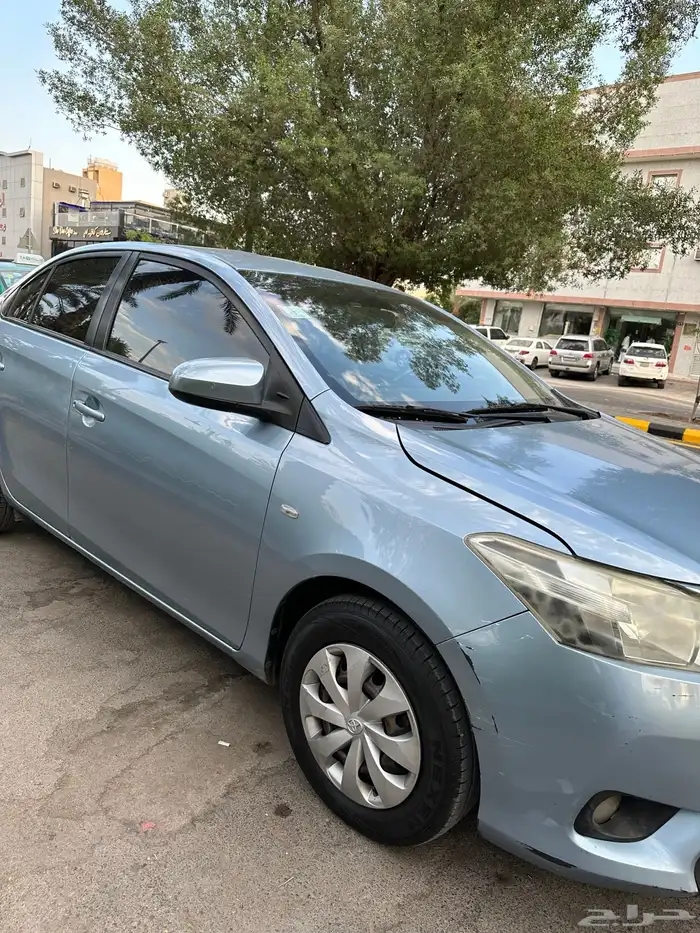 يارس 2014 ماكينة قير بودي وكالة شرط نظيفة بحالة الجديد 6