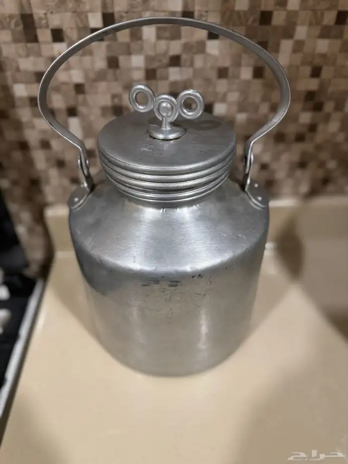 علبه او سطل سمن قديم عدن 2