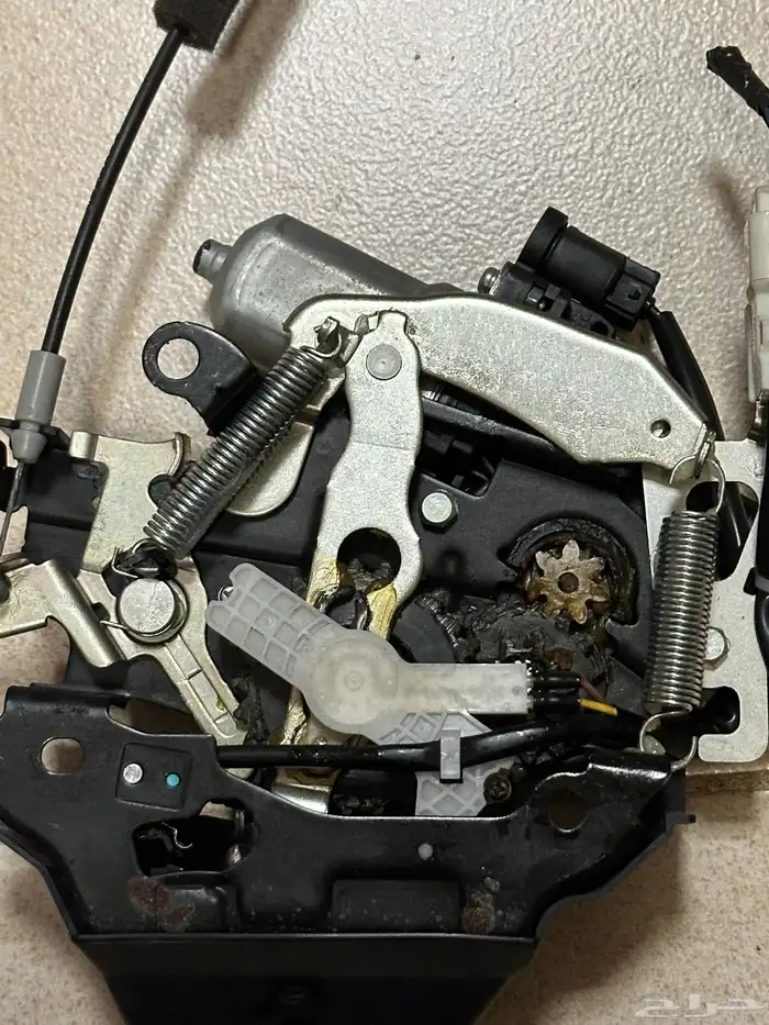 قفل شنطة لكزس 460 وارد اليابان 7