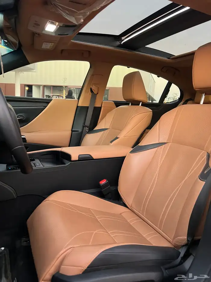 ( مباع ) لكزس ES350cc موديل 2023 ( مخزن ممشى قليل ) 19