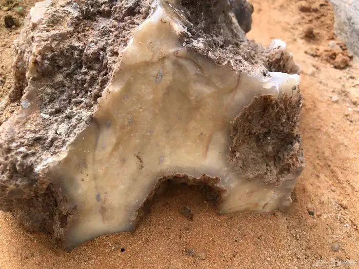 احجار نادره غريبه 2