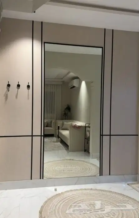 شيبورد مداخل مريات رفوف خشبيه إنارة بديل الخشب ممرات فخمه 6