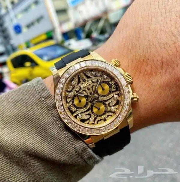 ساعات ماركات رجالي ونسائي متنوعه اشكال جديده واقلام الحقو 65