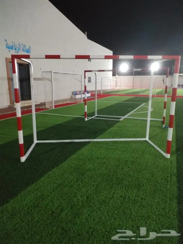 توريد العرض وتركيب العرض الملاعب والاستراحات 5