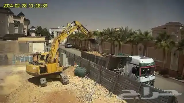 مقاول سعودي لاعمال الحفر والترحيل والهدم 5