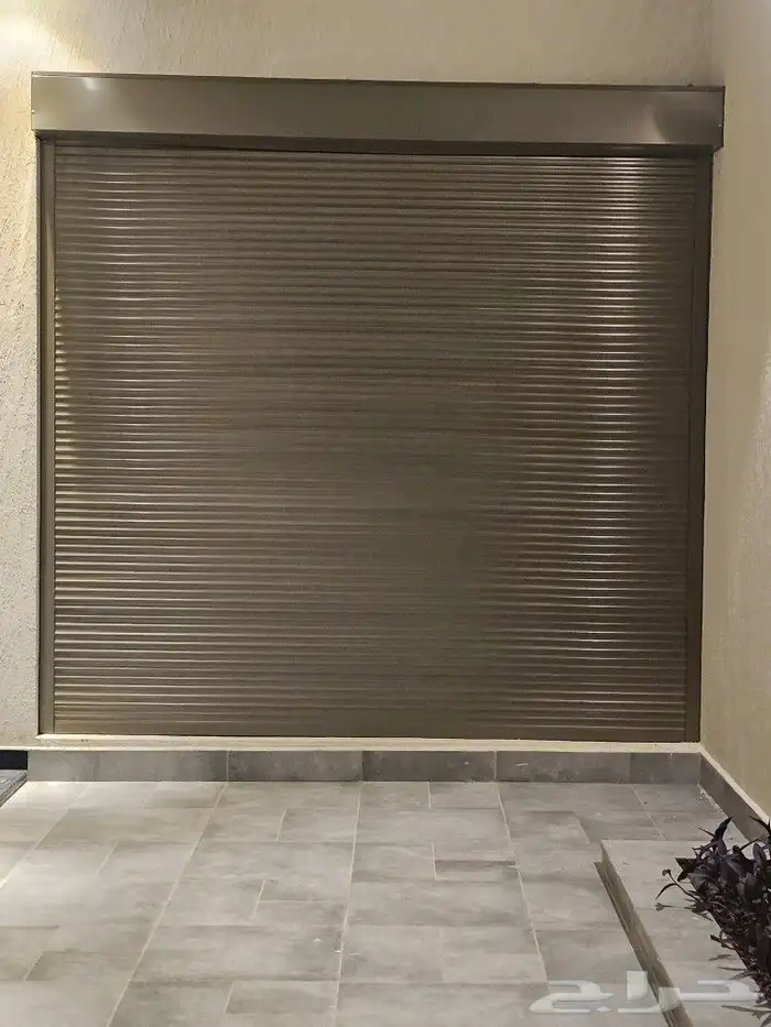 نوافذ شتر ساتر شتر شتر نوافذ خارجي وطني اسباني صيانة 0