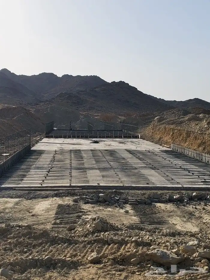 مهندس مدني خبرة 6 سنوات عندي شهادة الهيئة السعودية للمهندسين 12