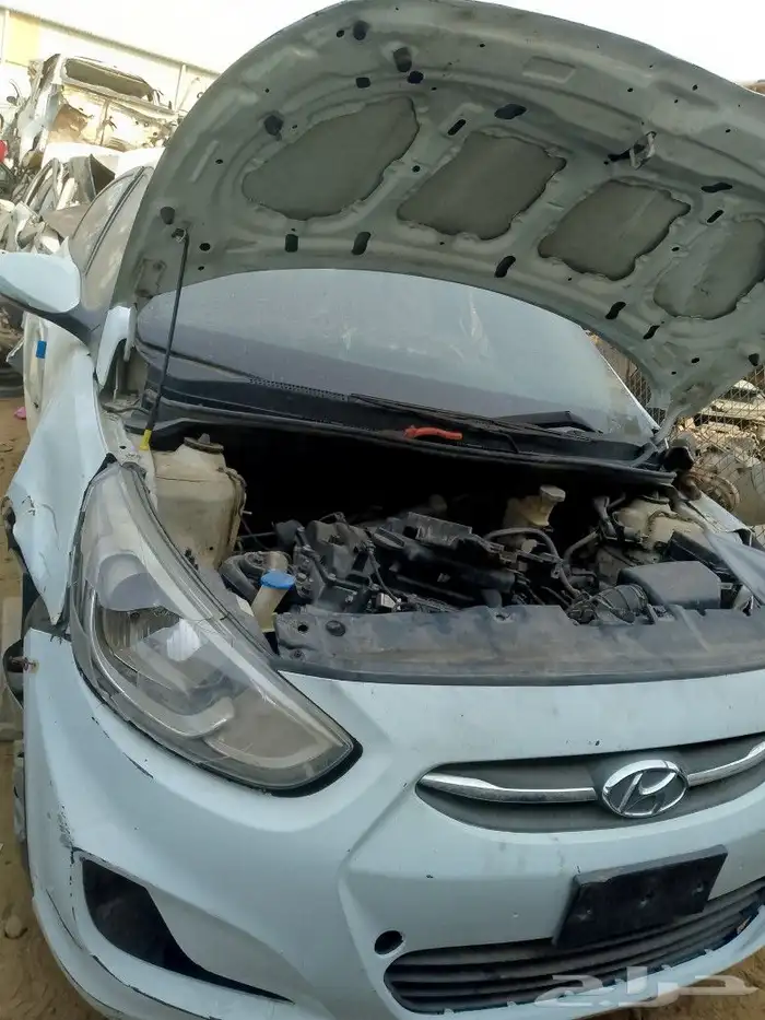 قطع غيار السيارات بجميع انواع الموديلات وتصليح جميع انواع ا 4