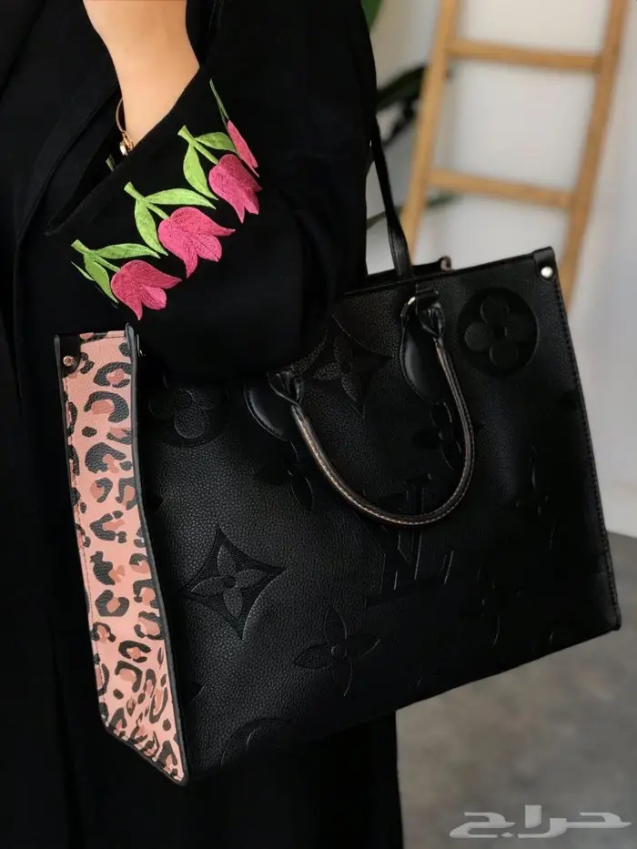 تكشيلة كبيرة شنطات ماركة لويس LV شنطة فويتون كبيرة شنط صغيرة 8