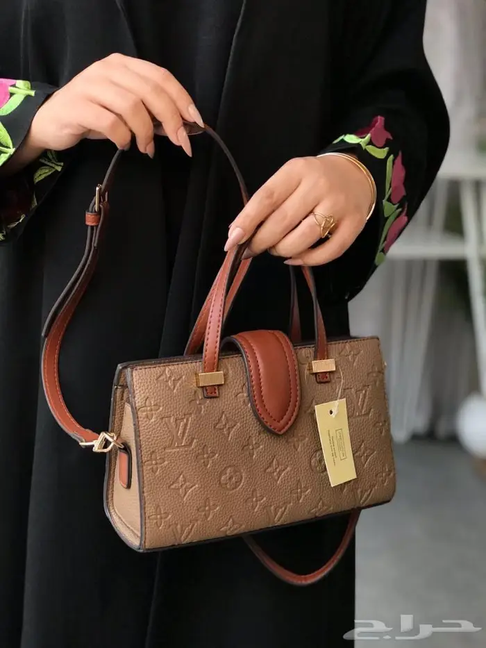 تكشيلة كبيرة شنطات ماركة لويس LV شنطة فويتون كبيرة شنط صغيرة 40
