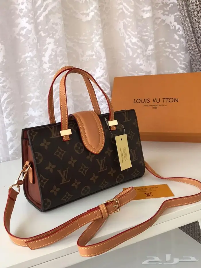 تكشيلة كبيرة شنطات ماركة لويس LV شنطة فويتون كبيرة شنط صغيرة 56