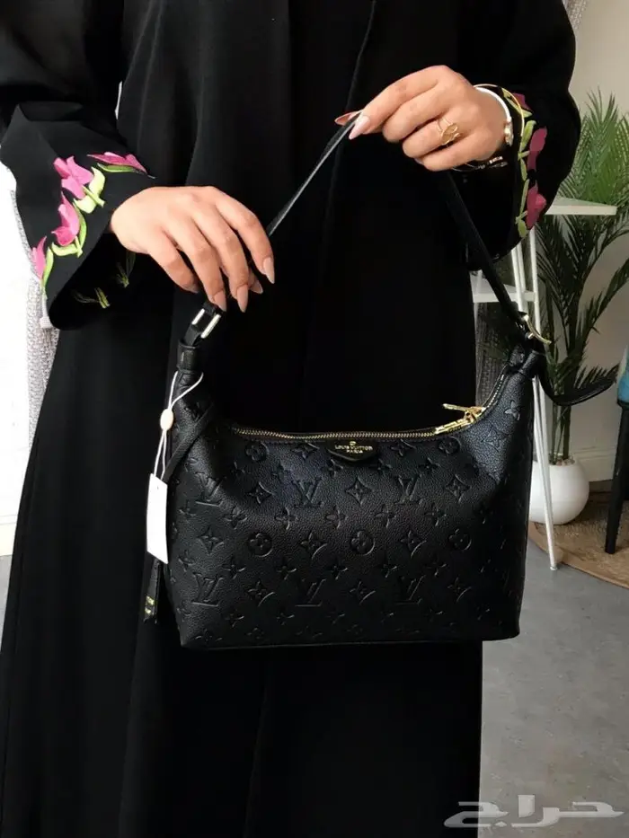 تكشيلة كبيرة شنطات ماركة لويس LV شنطة فويتون كبيرة شنط صغيرة 19