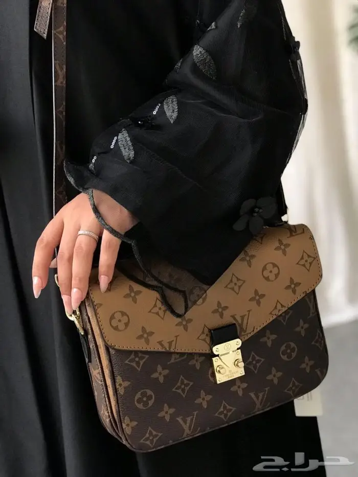 تكشيلة كبيرة شنطات ماركة لويس LV شنطة فويتون كبيرة شنط صغيرة 28