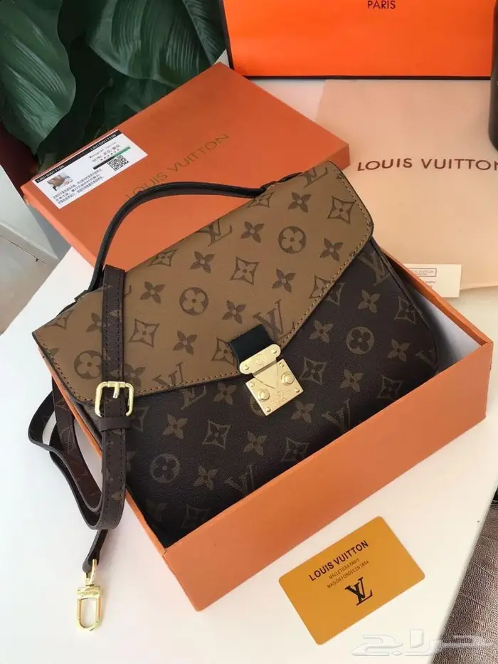 تكشيلة كبيرة شنطات ماركة لويس LV شنطة فويتون كبيرة شنط صغيرة 31