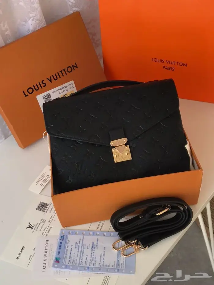 تكشيلة كبيرة شنطات ماركة لويس LV شنطة فويتون كبيرة شنط صغيرة 32