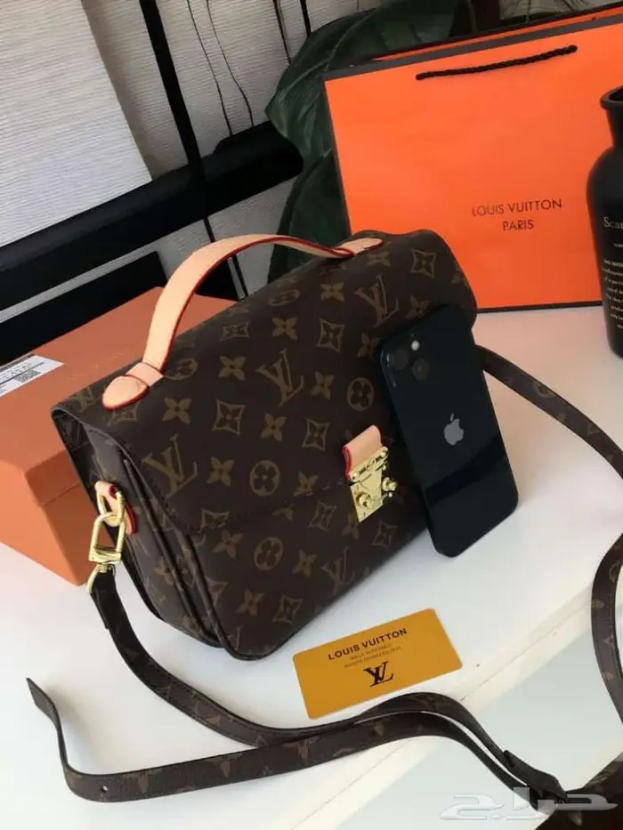 تكشيلة كبيرة شنطات ماركة لويس LV شنطة فويتون كبيرة شنط صغيرة 34