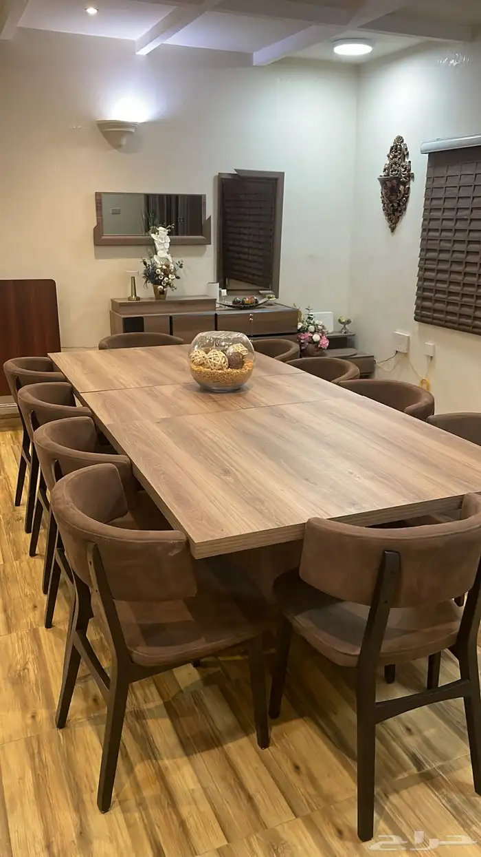 طاولة طعام 10 كراسي مع الدولاب والبوفيه 0
