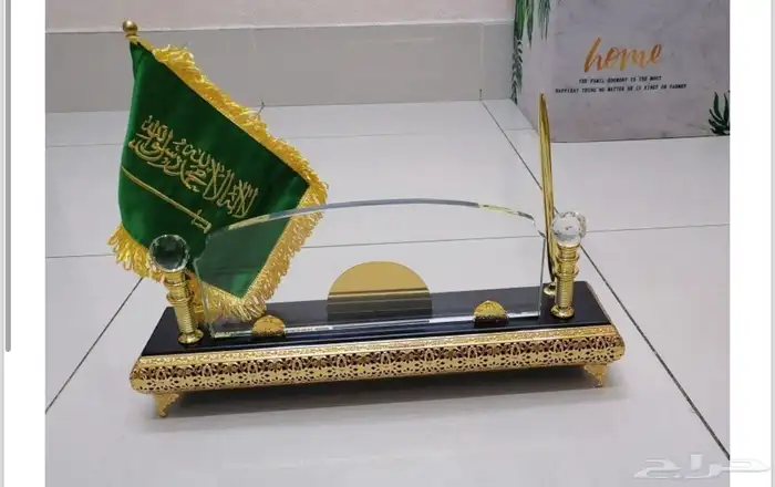 لوحة مكتبيه مع الطباعة 22