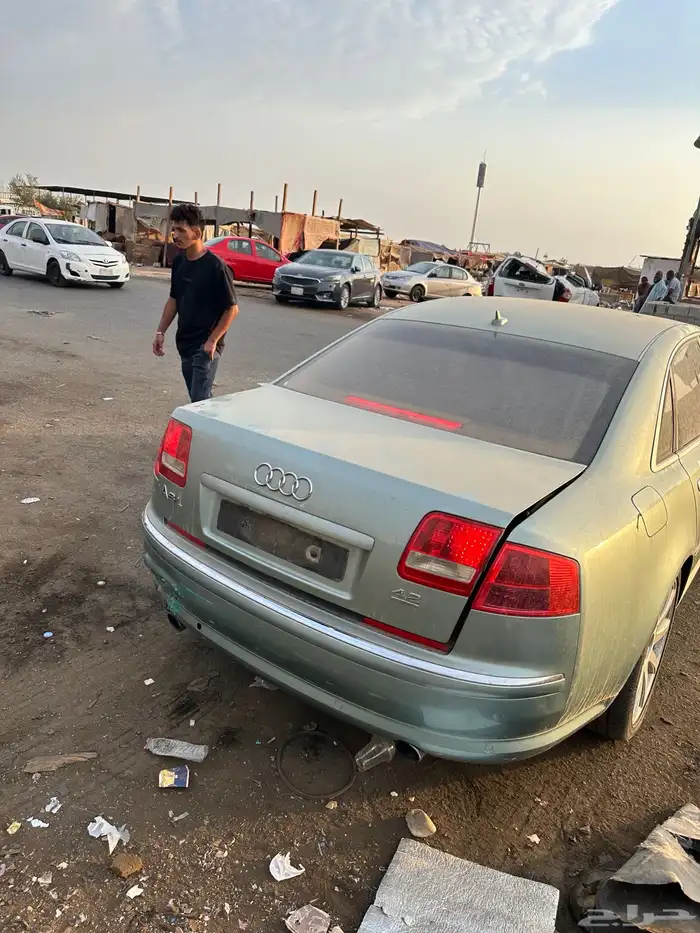 قطع غيار تشليح اودي اي 8 موديل 2006 - 2010 7
