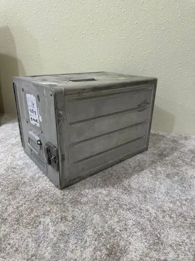 للبيع صندوق الخطوط السعودية 2