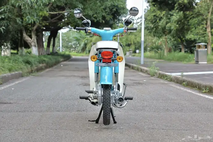 دراجة نارية كلاسيك هوندا 110 2