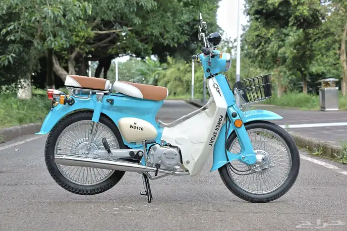 دراجة نارية كلاسيك هوندا 110 4