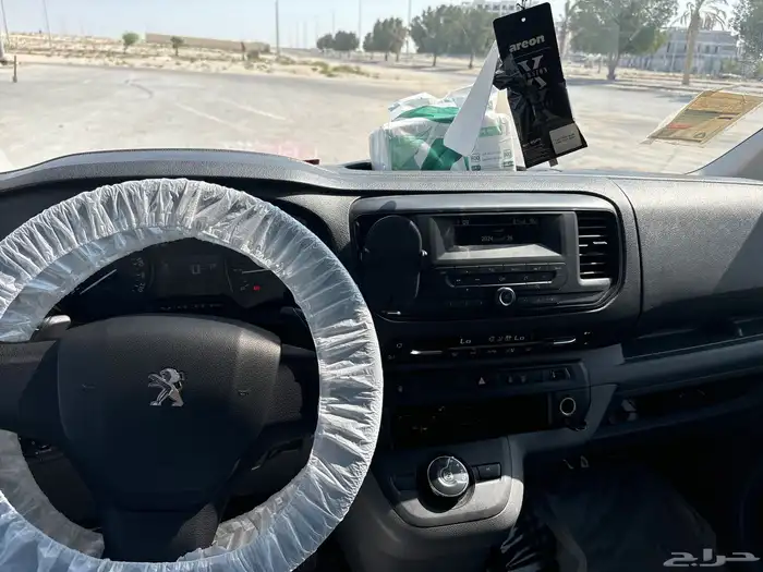 بيجو اكسبرت 2023 8