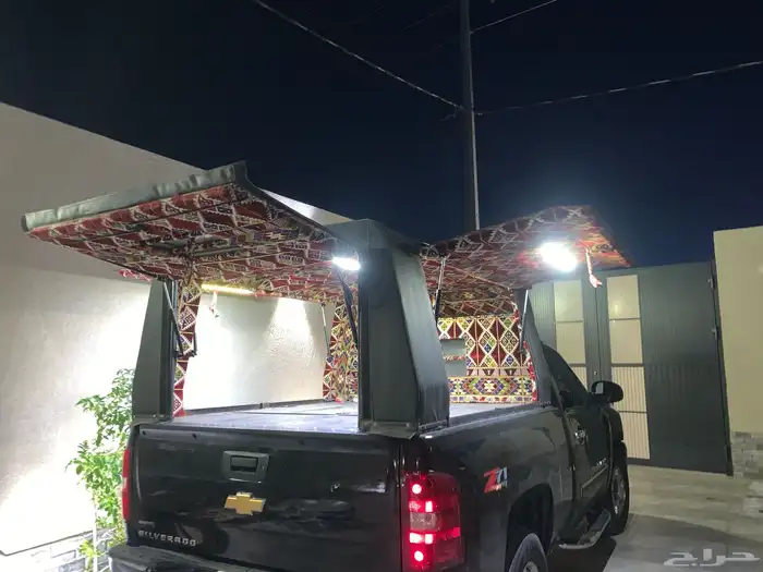 شد وطبق سلفرادو وساييرا أسود 8