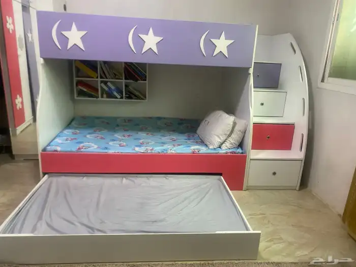 غرفة نوم اطفال مستعمله 3 ادوار خشب نضيف جدامع دولاب 6 فتحات 0