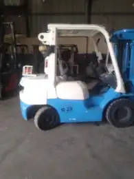 فوركلفت رافعه شوكية للايجار 2