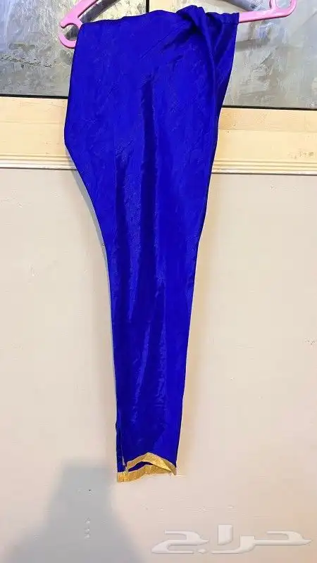 لبس الهندي مع ثلاثه قطع ولبس المغربي مع الخمسه قطع 5