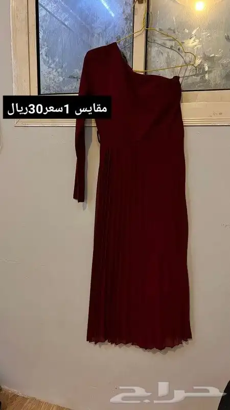 فساتين مستعمله استخدام قليل جديده لاجود فيها عيوب 2