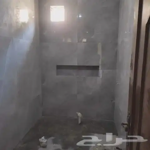 مبلط معلم بلاط بورسلان 10