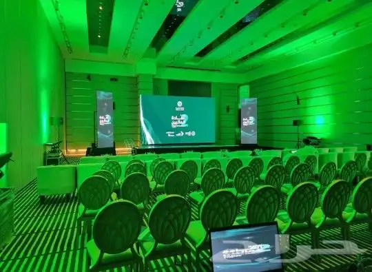 شاشات عملاقه 2