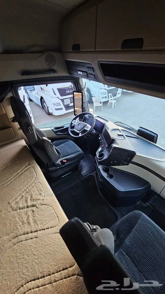 شاحنه مرسيدس أكتروس MP5 موديل 2020 14