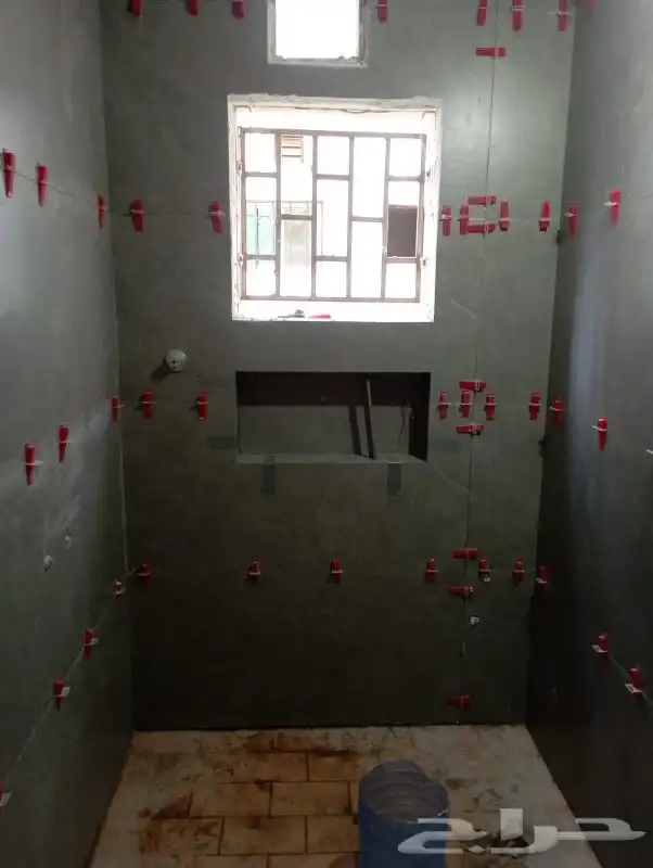 مبلط معلم بلاط بورسلان 12