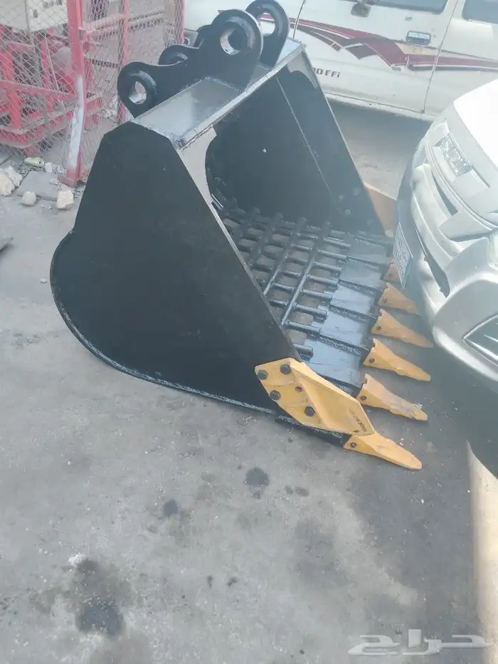 بكت رافع تلسكوب بكت بكلين بكت عرجا JCB 1